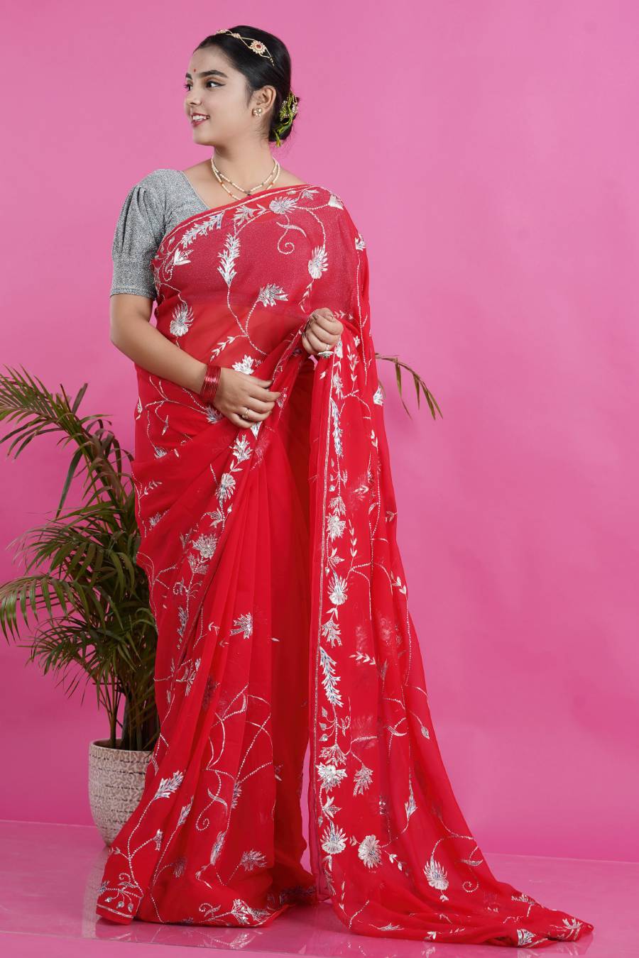 Diamond Cut Chiffon Saree Online | Gifts to Nepal | Giftmandu